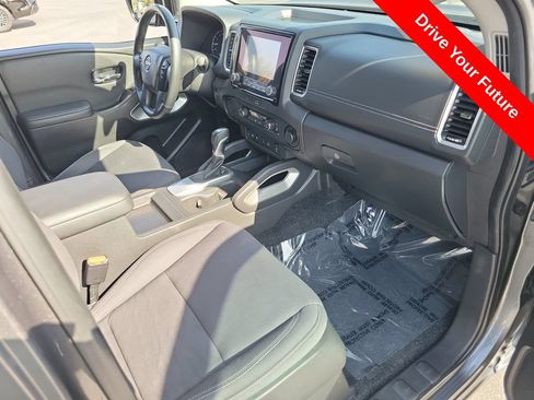 Used 2022 Nissan Frontier SV RWD image 19