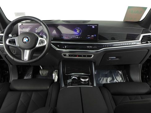 Used 2026 BMW X5 xDrive40i w/ M Sport Package AWD/4WD image 25