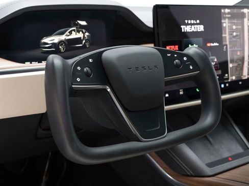 Used 2022 Tesla Model X AWD/4WD image 20