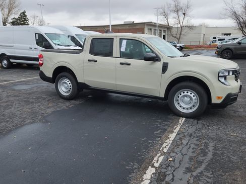 New 2025 Ford Maverick XL w/ Equipment Group 102A image 16