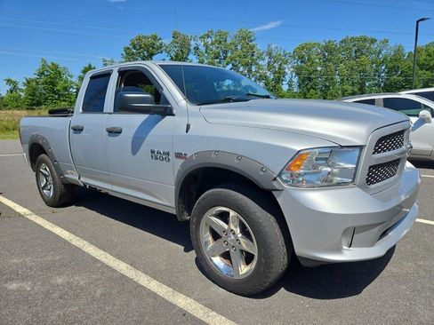 Used 2014 RAM 1500 Express AWD/4WD image 4