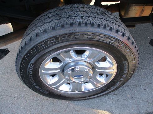 Used 2016 Ford F250 Lariat w/ Lariat Ultimate Package image 14