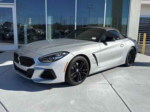 Certified 2022 BMW Z4 sDrive30i w/ M Sport Package image 2