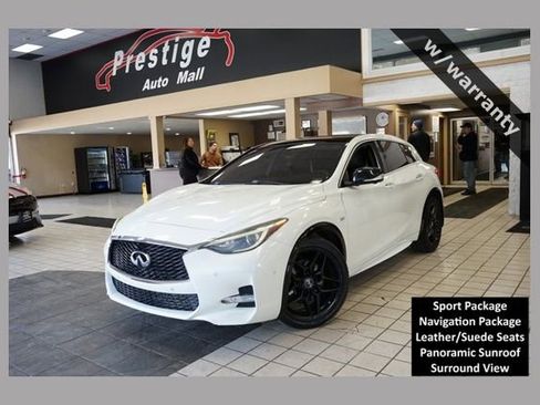 Used 2018 INFINITI QX30 Sport w/ Cargo Package image 1