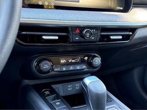 New 2026 Nissan Kicks SV w/ SV Premium Package FWD image 9