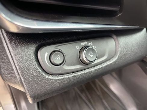 Used 2025 Buick Envista Preferred w/ Convenience I Package FWD image 15