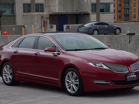 Used 2014 Lincoln MKZ AWD w/ Equipment Group 102A Reserve image 21