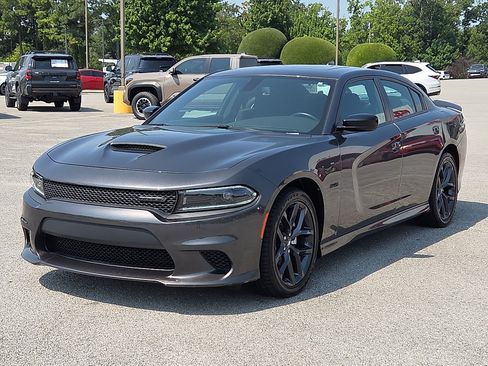 Used 2023 Dodge Charger R/T w/ Blacktop Package RWD image 2