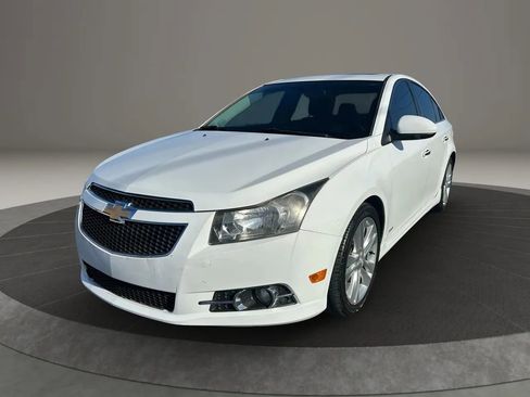 Used 2013 Chevrolet Cruze LT w/ Enhanced Safety Package image 10