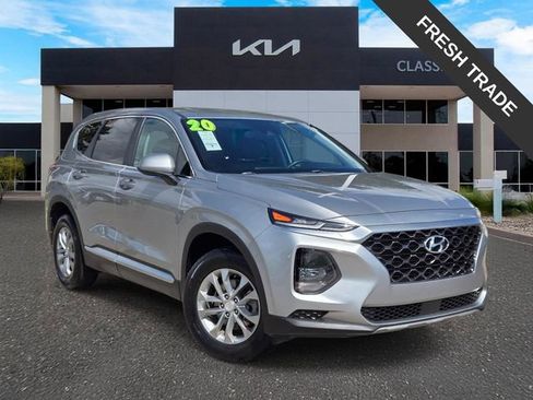 Used 2020 Hyundai Santa Fe SE FWD image 1
