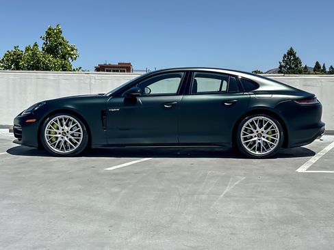 Used 2022 Porsche Panamera 4S AWD/4WD image 2