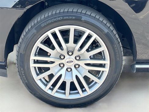 Used 2022 Ford Expedition Platinum image 32