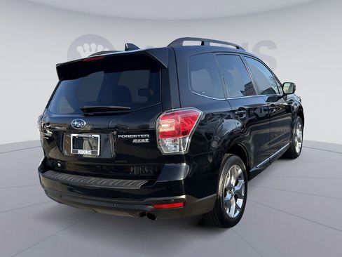 Used 2017 Subaru Forester 2.5i Touring image 7