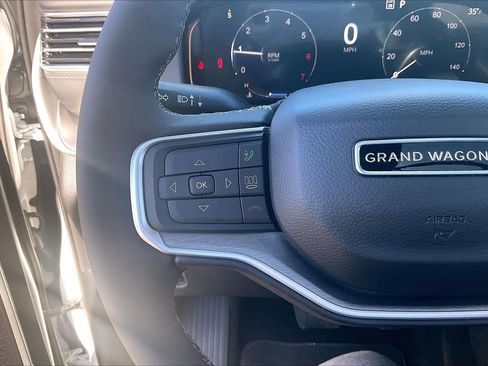 New 2026 Jeep Grand Wagoneer Limited AWD/4WD image 31