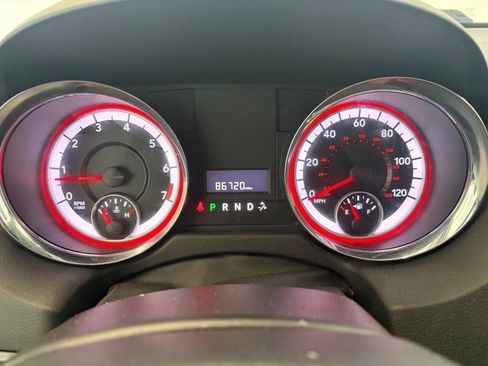 Used 2013 Dodge Grand Caravan SE FWD image 14