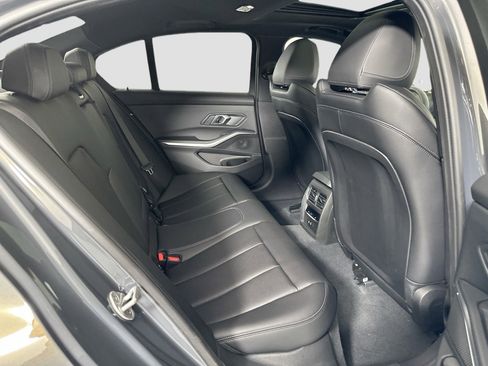 Used 2026 BMW 330i Sedan w/ M Sport Package image 24