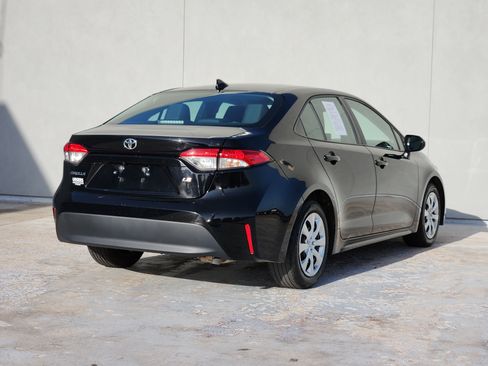 Used 2024 Toyota Corolla LE FWD image 8