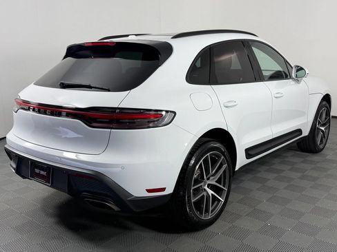 Certified 2026 Porsche Macan AWD/4WD image 7