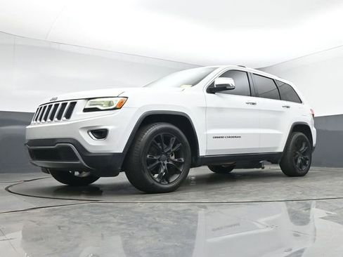 Used 2016 Jeep Grand Cherokee Limited w/ Luxury Group II image 17
