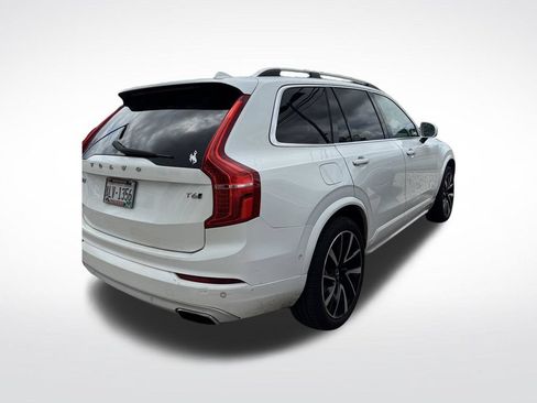 Used 2018 Volvo XC90 T6 Momentum w/ Convenience Package AWD/4WD image 4