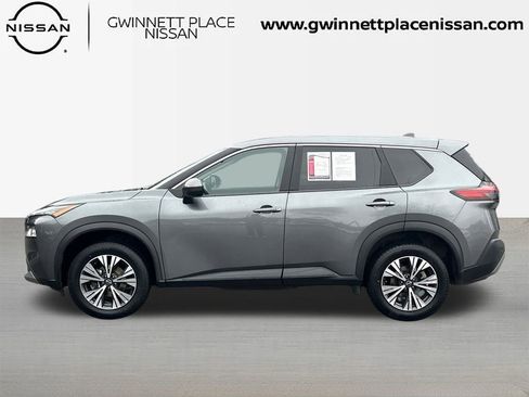 Used 2023 Nissan Rogue SV image 8