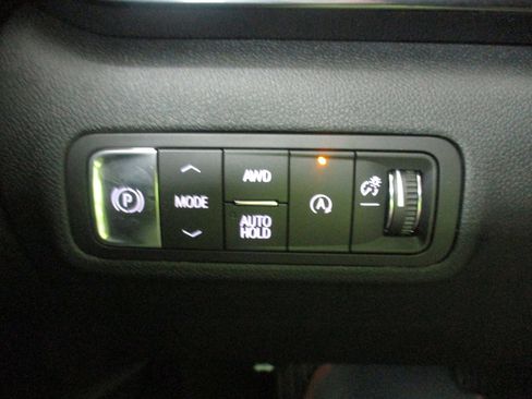 New 2026 GMC Terrain AT4 w/ Convenience Package III AWD/4WD image 25