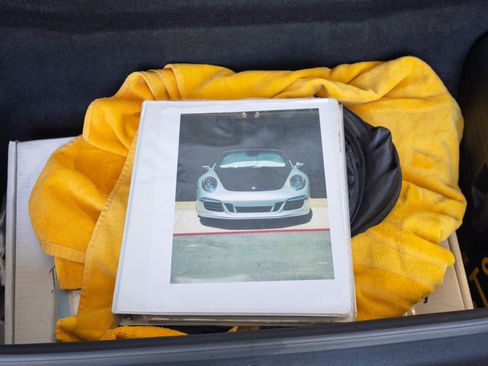 Used 2015 Porsche 911 Cabriolet image 34