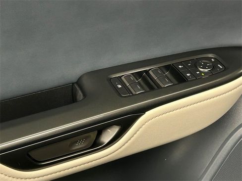 Certified 2023 Lexus RZ 450e Premium image 10