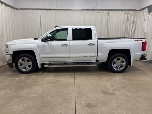 Used 2018 Chevrolet Silverado 1500 LTZ w/ Sport Package AWD/4WD image 8