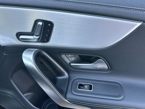 Used 2025 Mercedes-Benz CLA 250 image 21