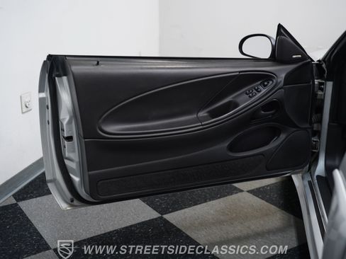Used 2001 Ford Mustang GT RWD image 36
