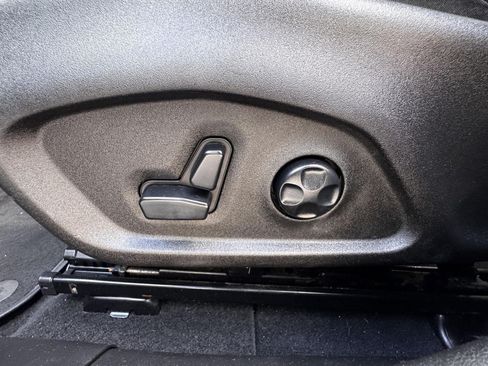 Used 2021 Jeep Renegade Limited AWD/4WD image 16