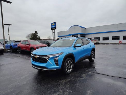 New 2026 Chevrolet Trax LT w/ Driver Confidence Package image 7