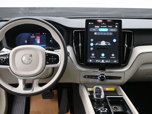 New 2026 Volvo XC60 T8 Ultra w/ Protection Package Premier AWD/4WD image 11