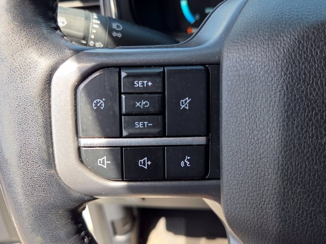 Used 2024 Ford F350 Lariat AWD/4WD image 24