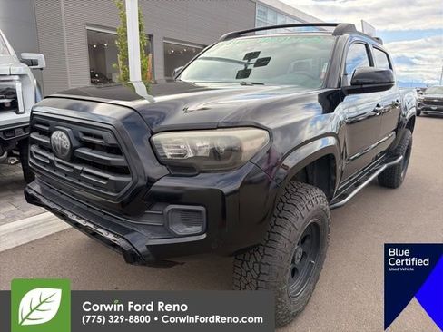 Used 2018 Toyota Tacoma SR AWD/4WD image 3