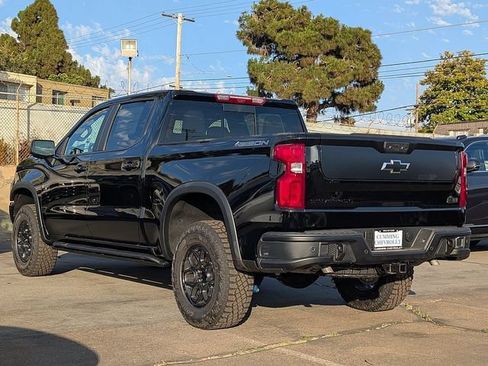 New 2026 Chevrolet Silverado 1500 ZR2 w/ ZR2 Bison Edition AWD/4WD image 10