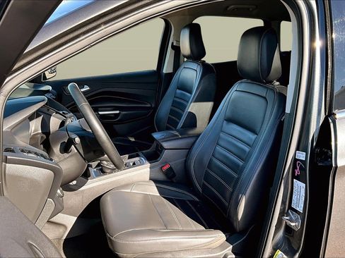 Used 2019 Ford Escape SEL image 24