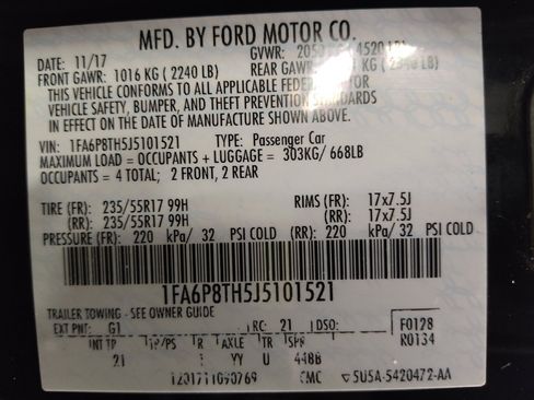 Used 2018 Ford Mustang Coupe image 33