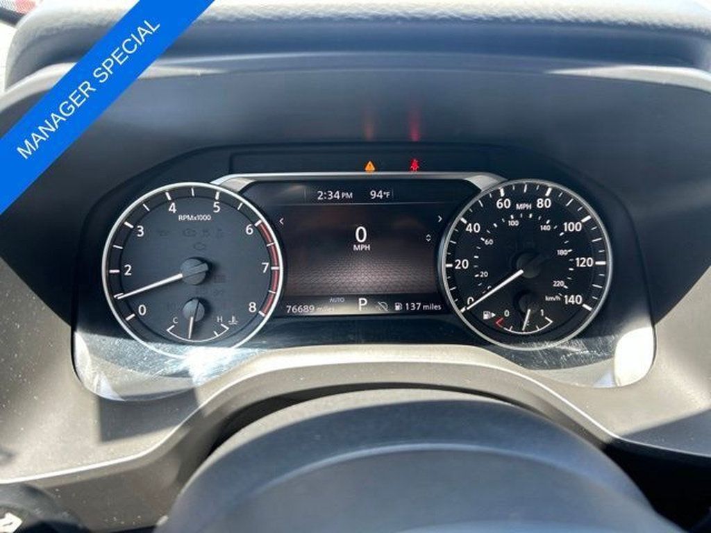 Used 2024 Nissan Rogue SV AWD/4WD image 9