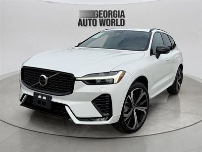 Used 2022 Volvo XC60 B6 R-Design w/ Advanced Package
