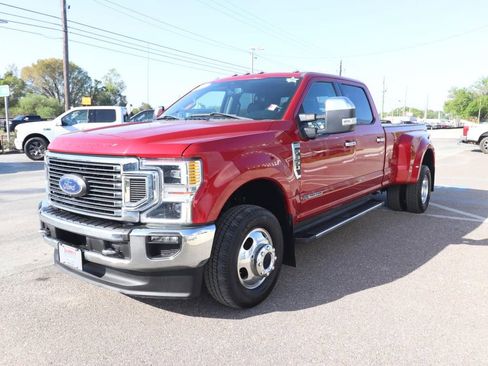 Certified 2020 Ford F350 Lariat w/ Lariat Ultimate Package image 5