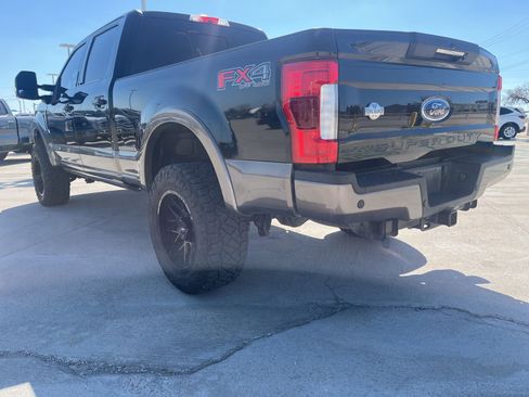 Used 2018 Ford F250 King Ranch w/ King Ranch Ultimate Package image 5