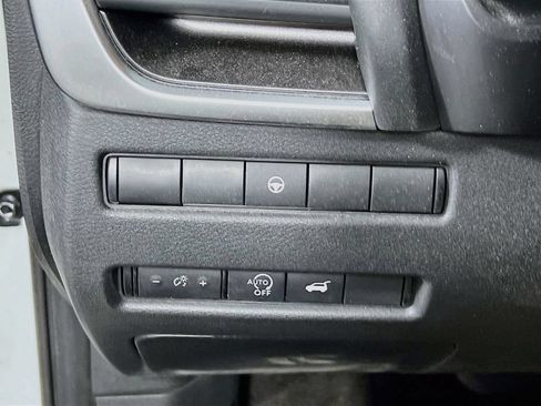 Used 2023 Nissan Rogue SV w/ SV Premium B Package AWD/4WD image 9