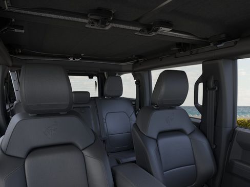 New 2026 Ford Bronco Badlands AWD/4WD image 12
