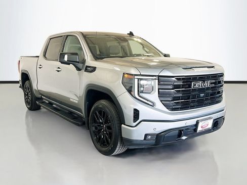 Used 2024 GMC Sierra 1500 Elevation w/ Elevation Premium Package AWD/4WD image 3