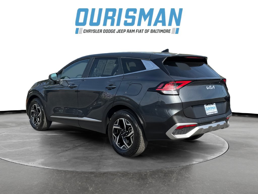 Used 2024 Kia Sportage LX FWD image 4