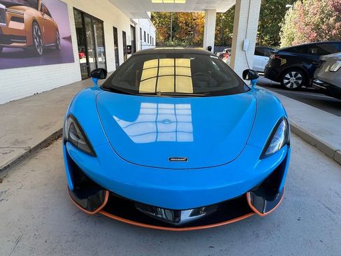 Used 2018 McLaren 570S Spider image 35