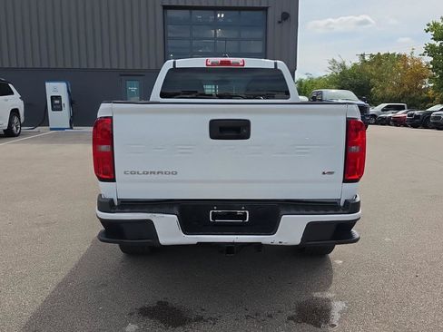 Used 2022 Chevrolet Colorado W/T w/ Custom Special Edition RWD image 4