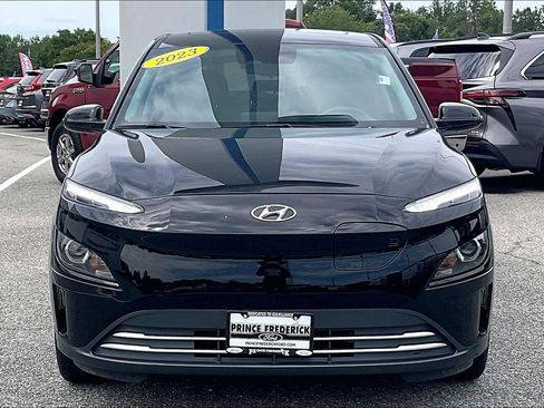 Used 2023 Hyundai Kona SEL FWD image 2